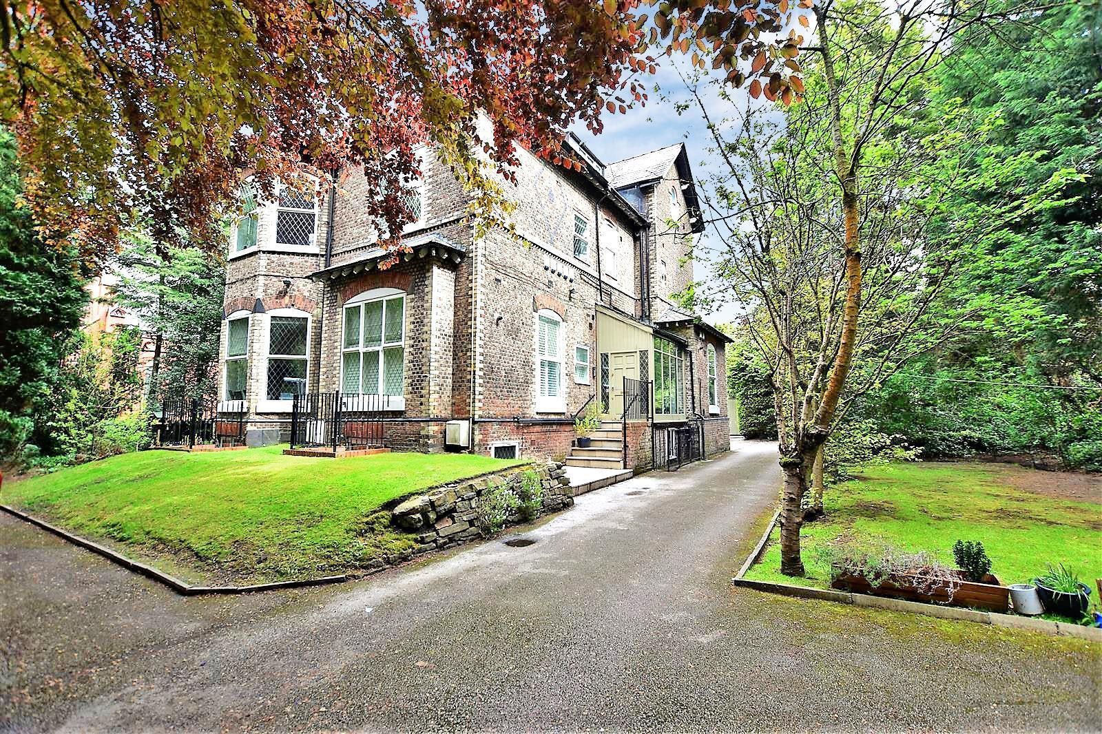 2 bed flat for sale in Palatine Road, West Didsbury, Didsbury
