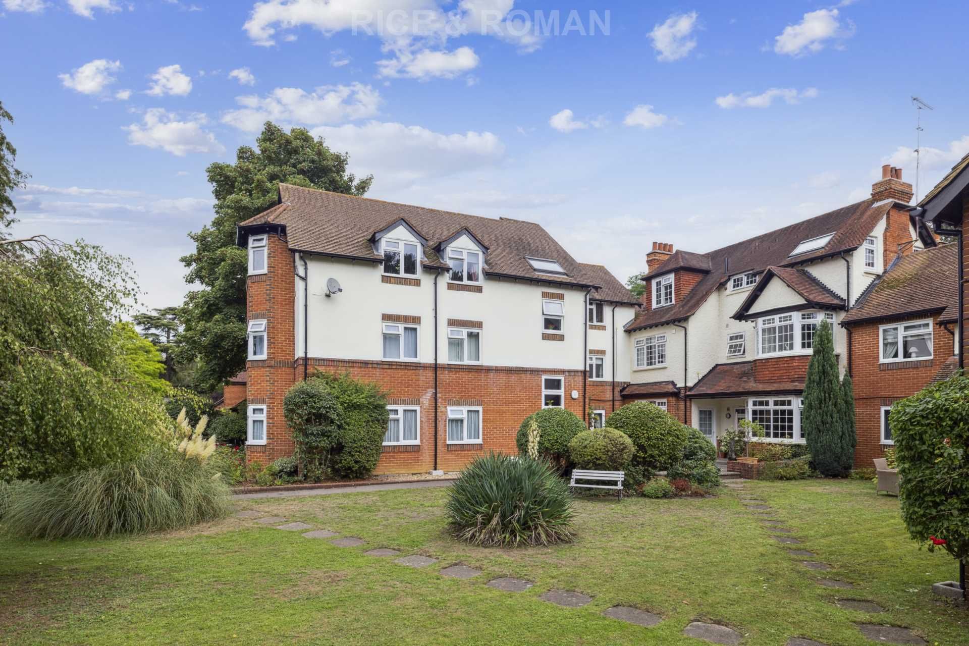 1 bed flat for sale in Mayfield Road, Weybridge KT13 Zoopla