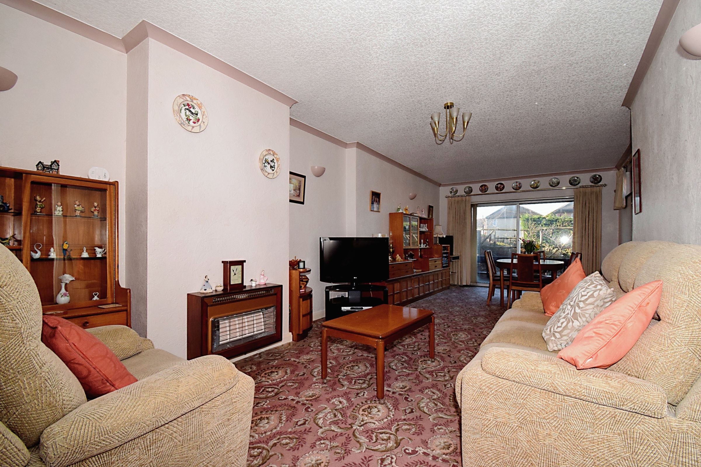 3 bed semidetached house for sale in Thurcaston Road, Leicester LE4