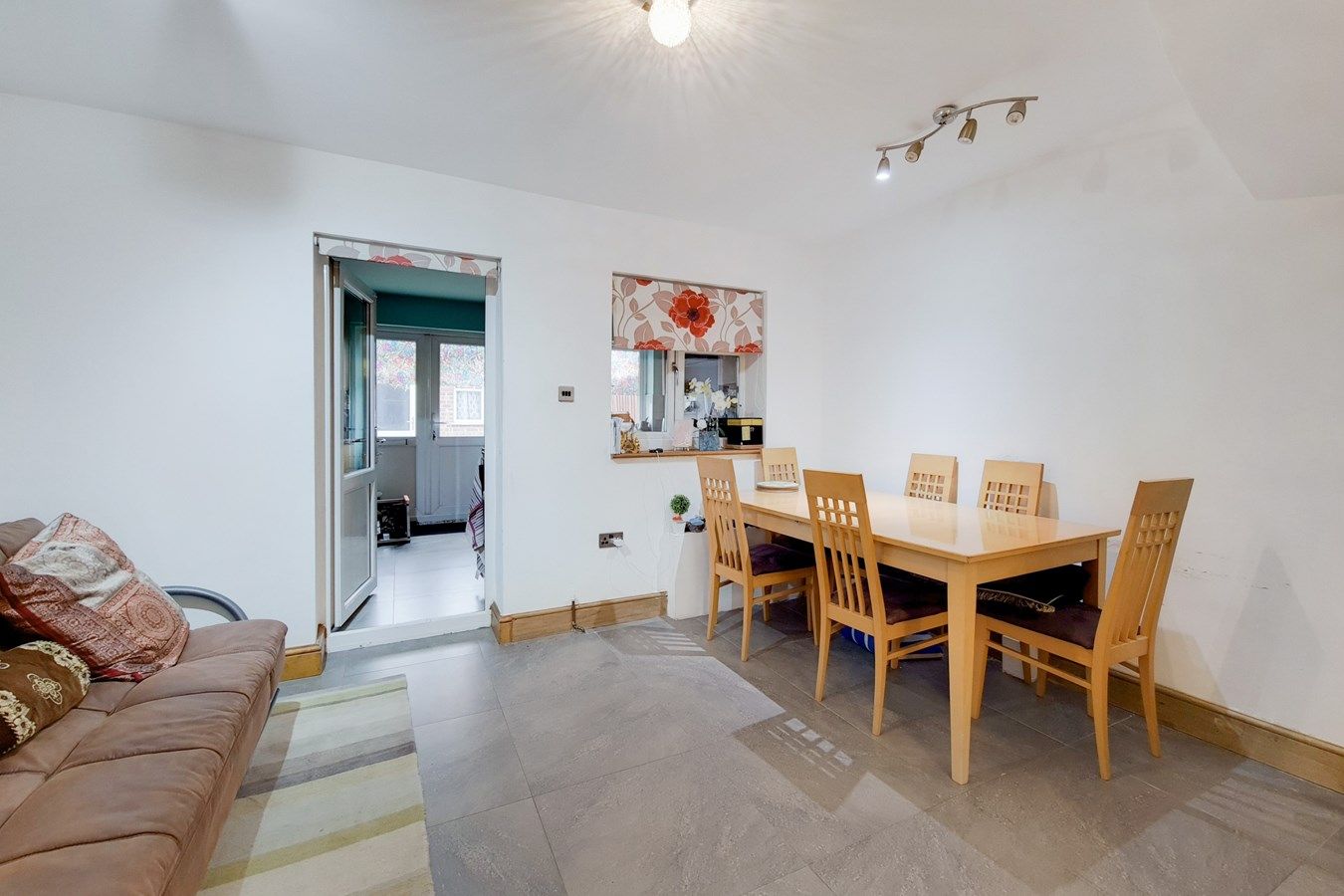 3 bed detached house for sale in Lady Margaret Road, Southall UB1 Zoopla