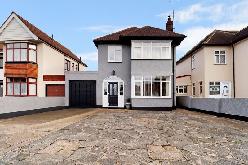 4 bed detached house for sale in Manners Way, SouthendOnSea SS2 Zoopla