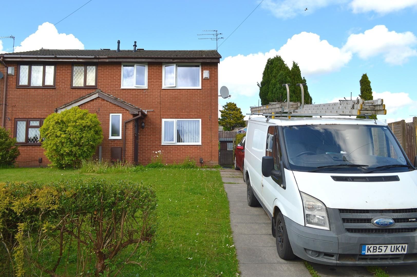 3 bed semidetached house for sale in April Close, Oldham OL8 Zoopla