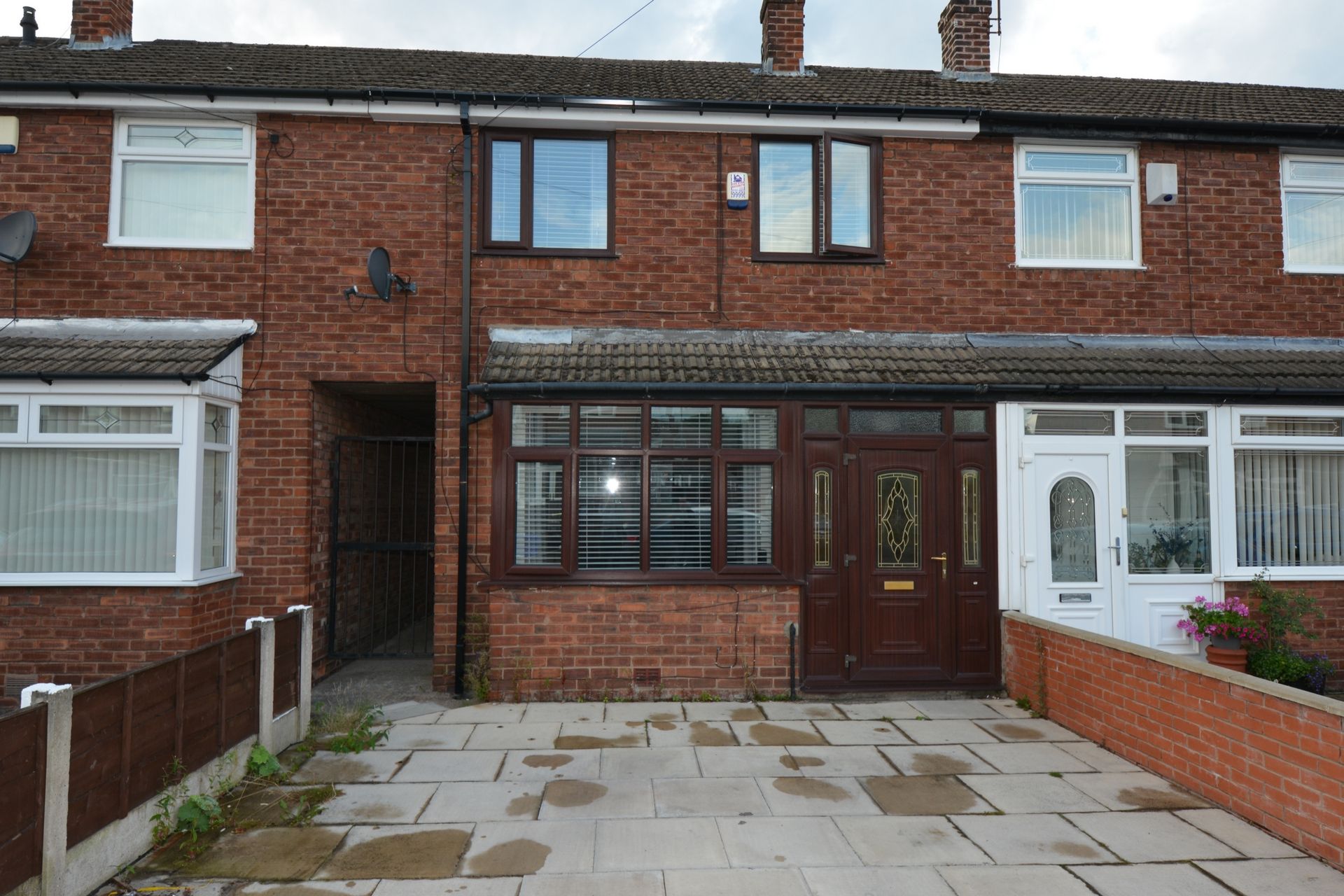 3 bed flat for sale in Sherwood Avenue, Droylsden M43 Zoopla
