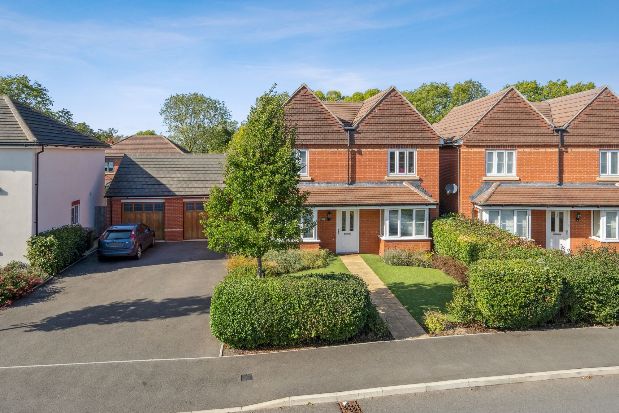 4 bed detached house for sale in Whittington Crescent, Wantage OX12