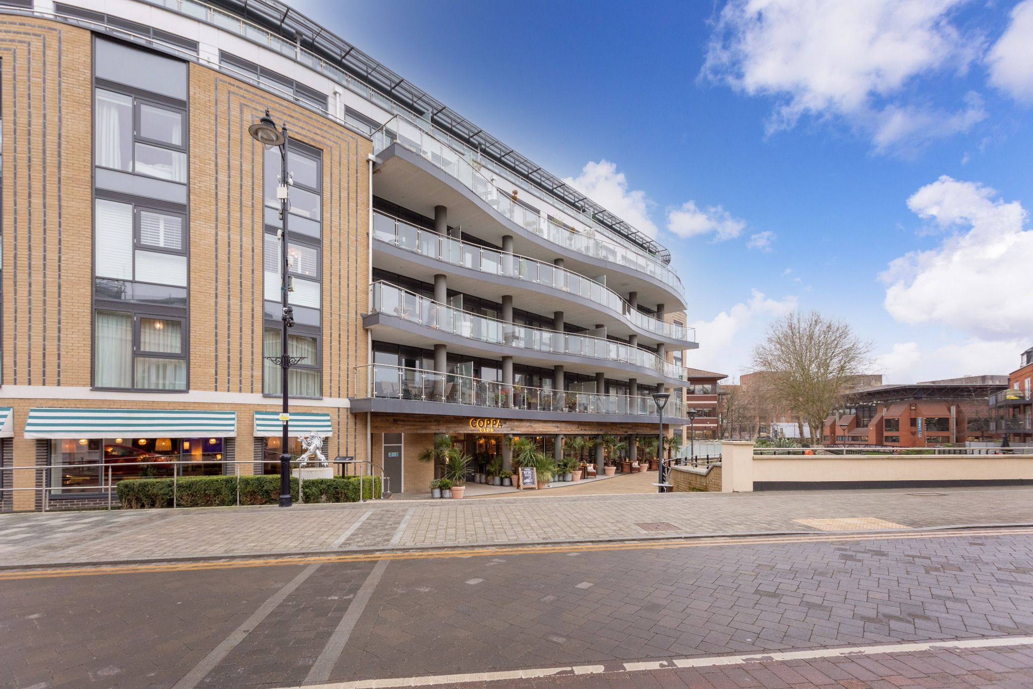 2 bed flat for sale in Bridge Avenue, Maidenhead SL6 Zoopla