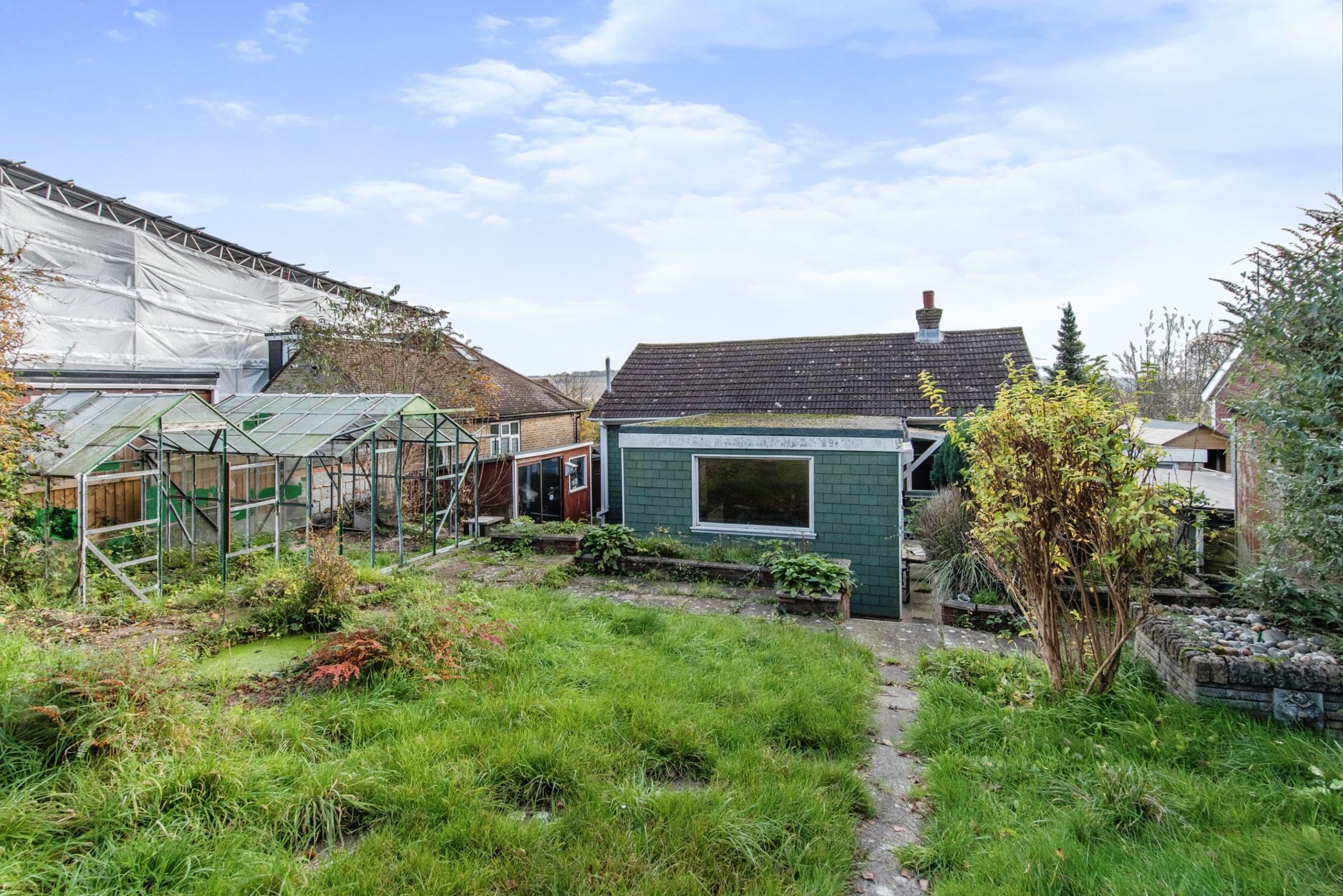 2 bed detached bungalow for sale in Rochester Road, Cuxton, Rochester ME2 Zoopla
