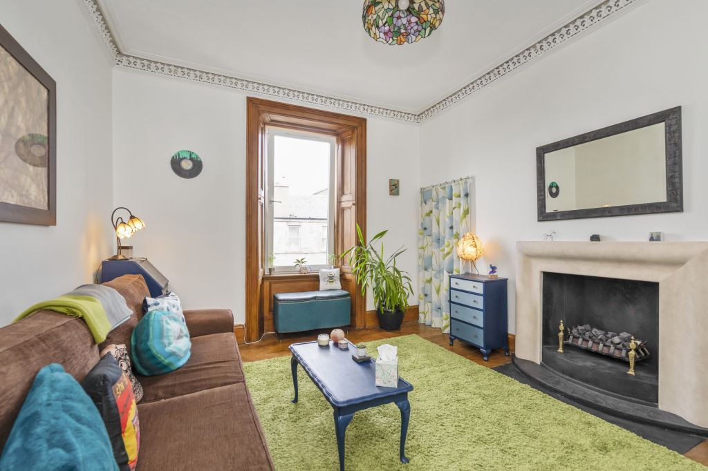 12/8 Dryden Street Pilrig Edinburgh EH7  