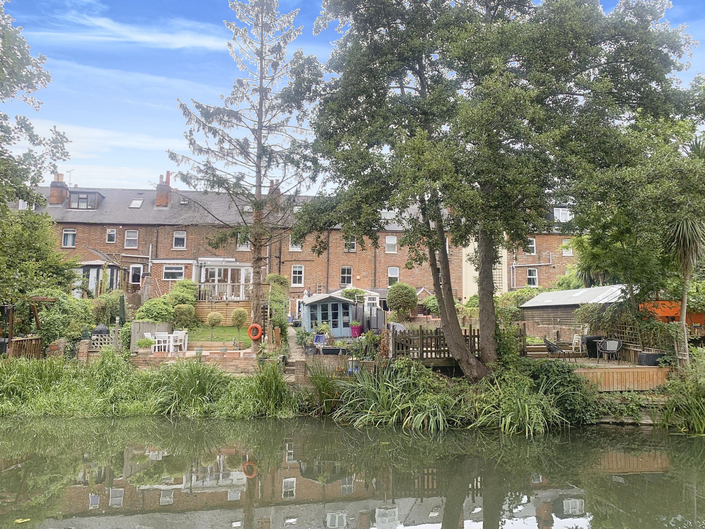 3 bed terraced house for sale in Elgar Road, Reading RG2 Zoopla