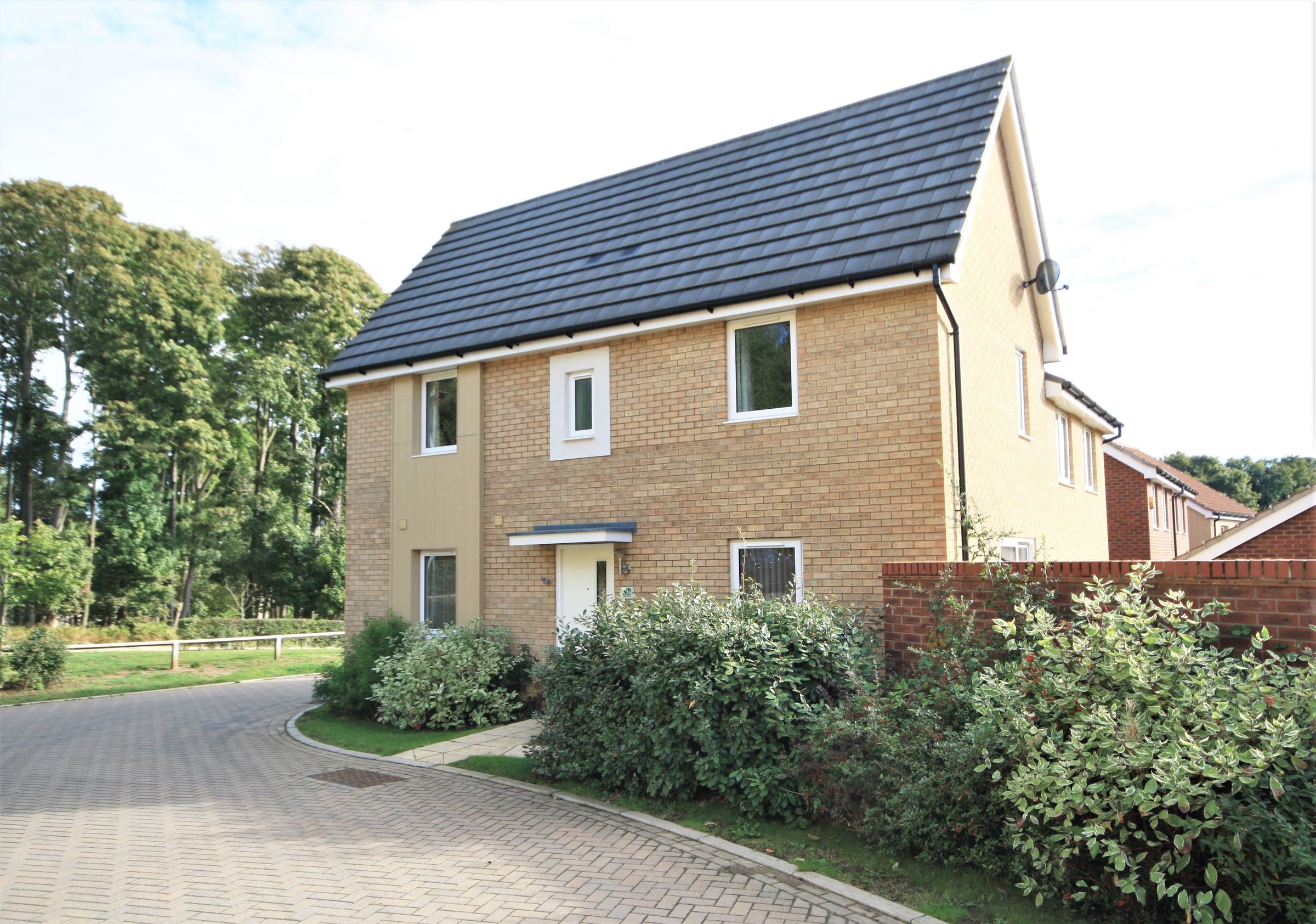 3 bed property to rent in Peacock Grove, Queens Hills, Norwich NR8 Zoopla