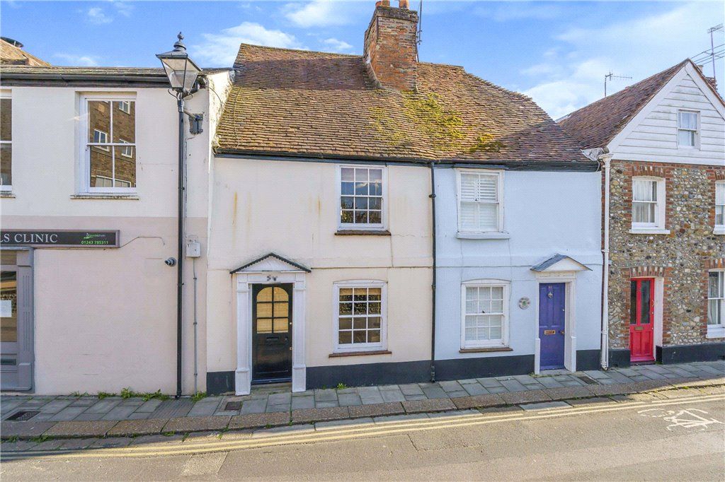2 bed terraced house for sale in North Walls, Chichester, West Sussex
