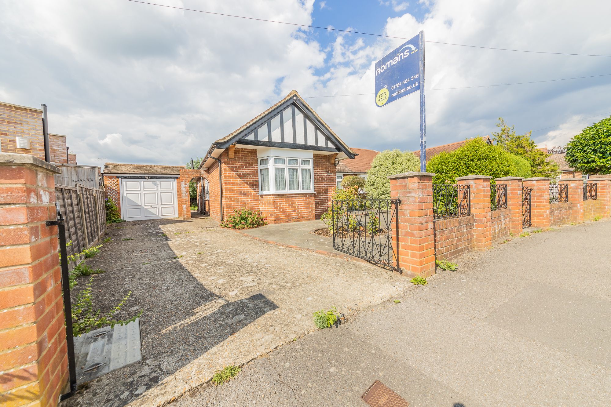 Spring Avenue, Egham TW20  