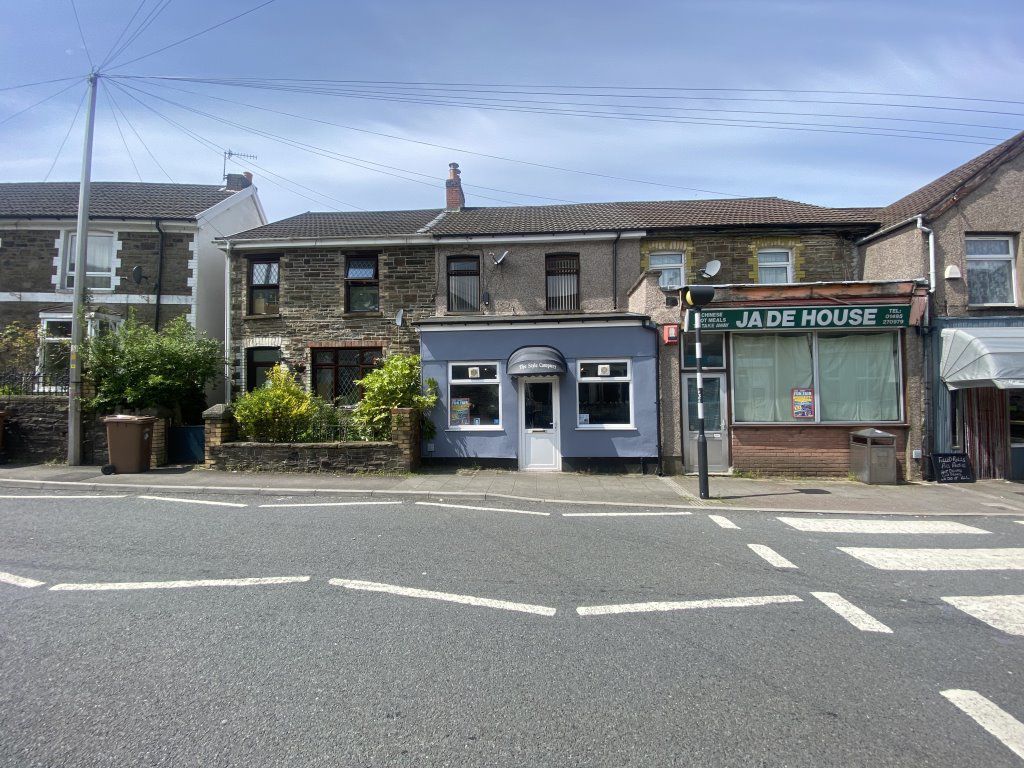 1 bed flat to rent in Newport Road, Cwmcarn, Cross Keys, Newport NP11