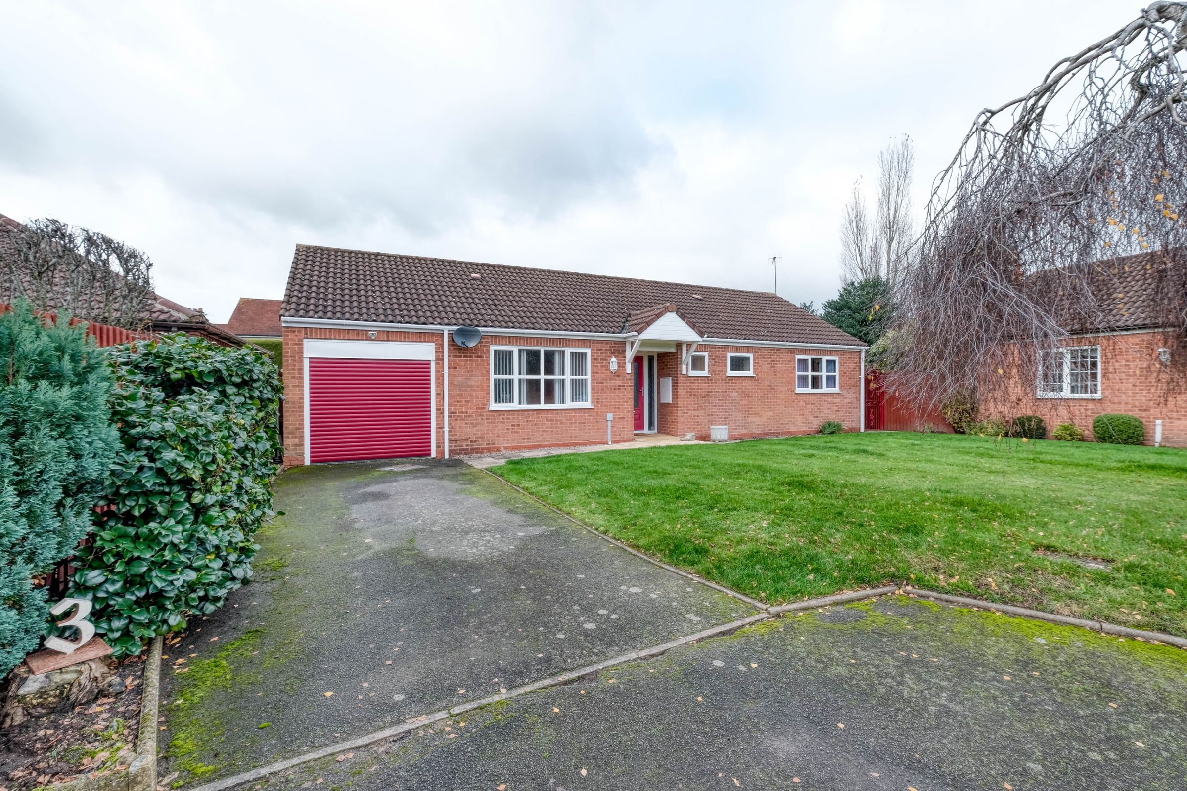 3 bed bungalow for sale in Churchfields Gardens, Bromsgrove B61 Zoopla