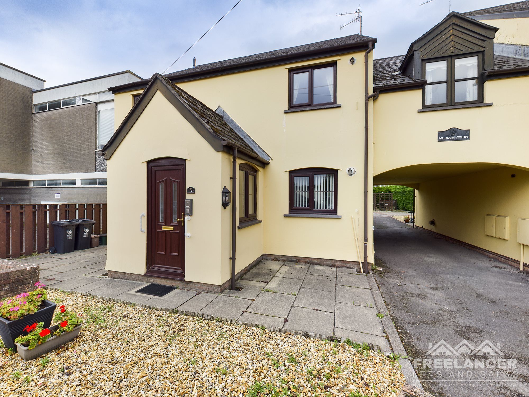 2 bed flat for sale in Museum Court, Caerleon, Newport NP18 Zoopla