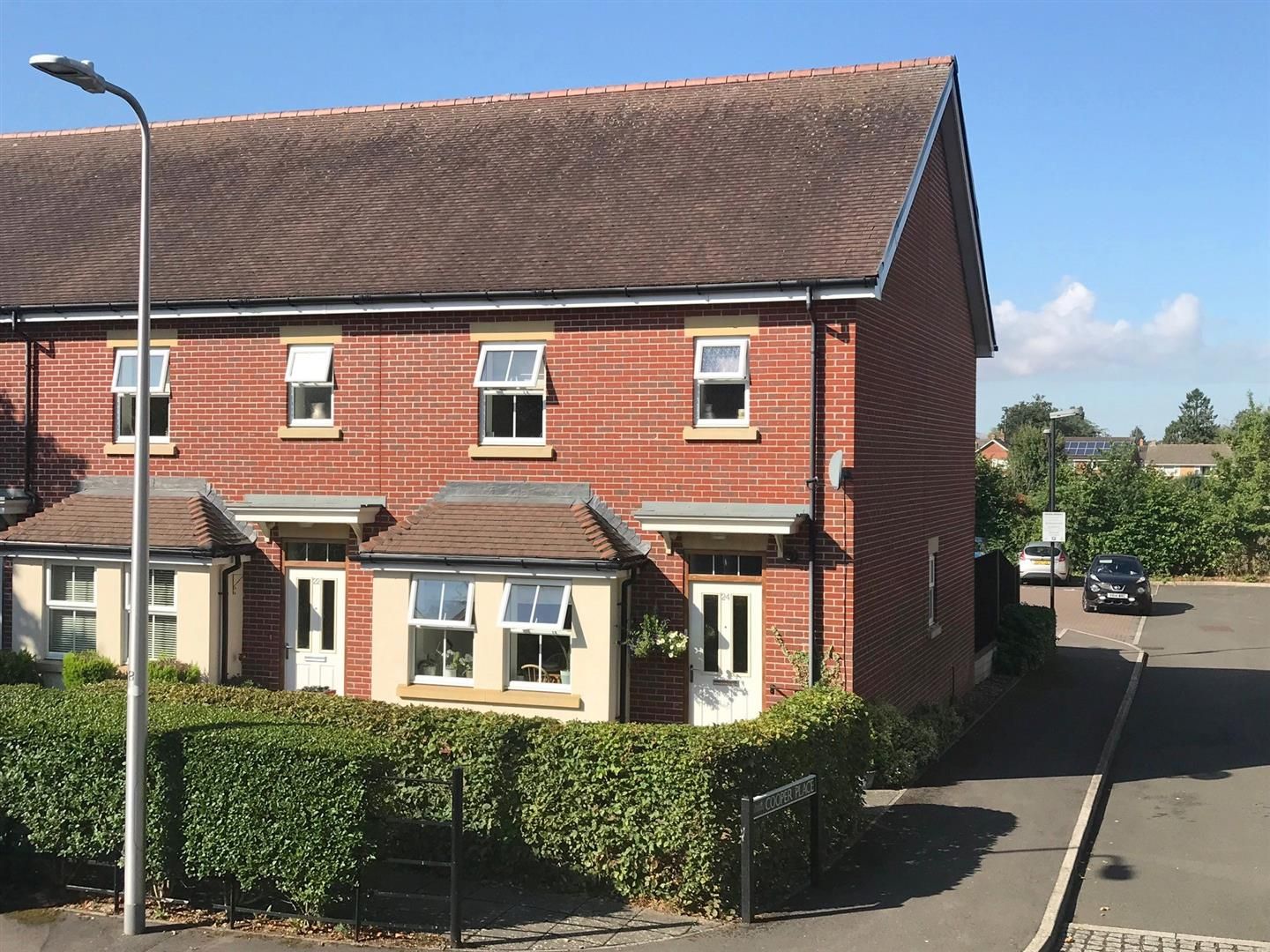 3 bed property for sale in Buckingham Road, Newbury RG14 Zoopla