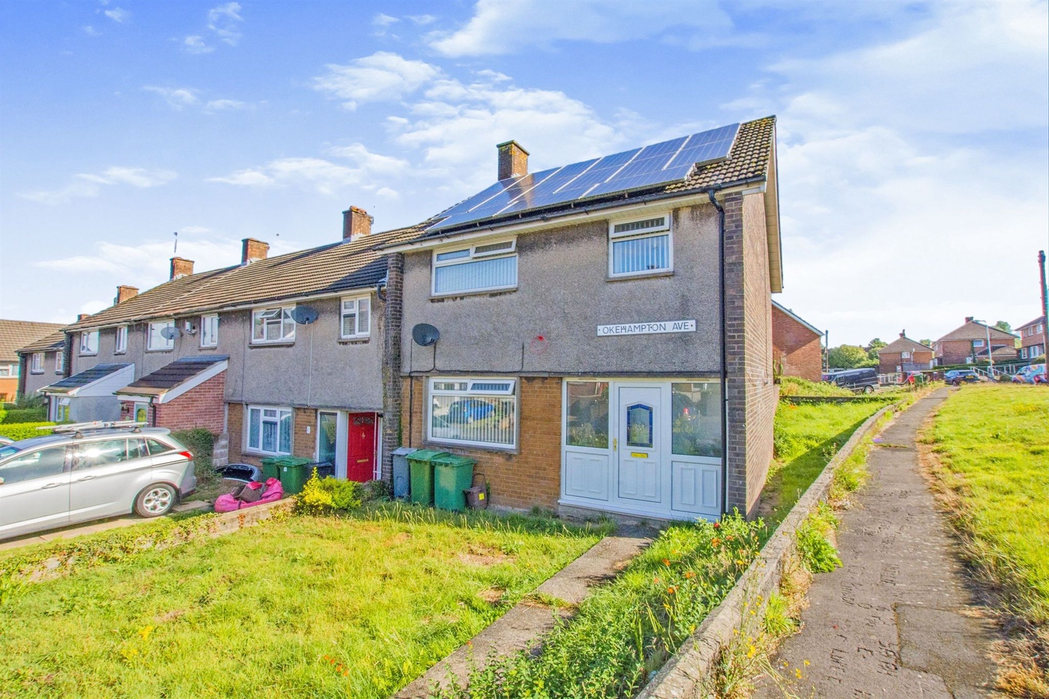 3 bed semidetached house for sale in Okehampton Avenue, Llanrumney