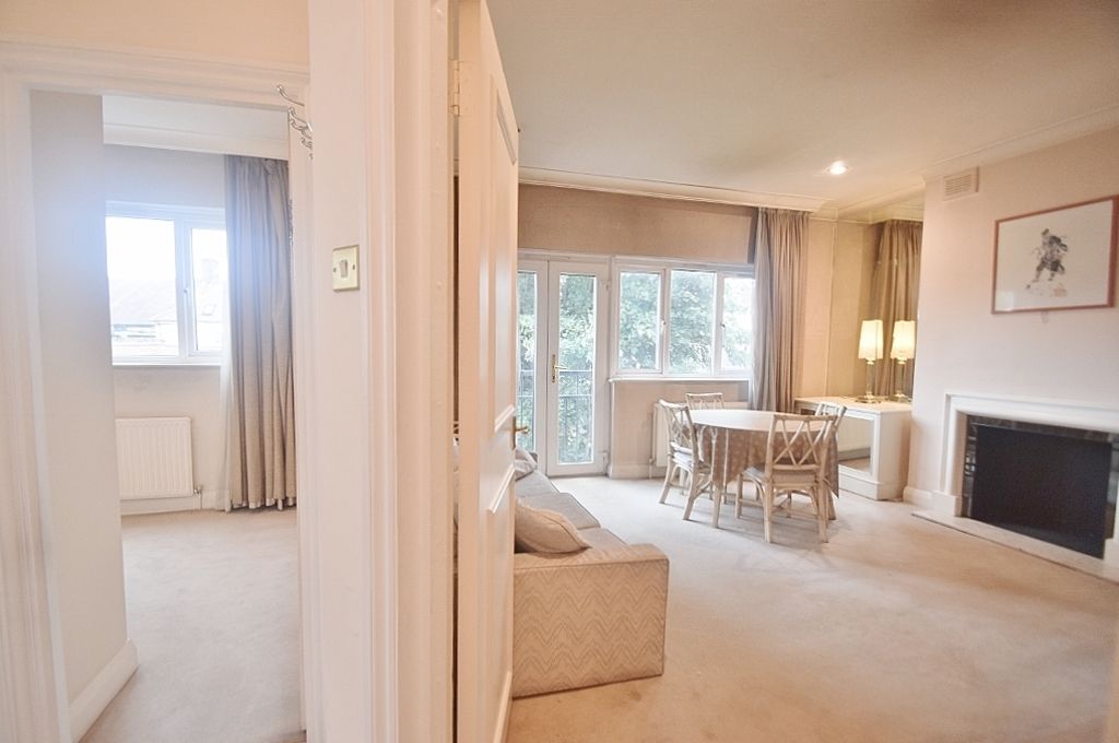 Woostock Road London NW11