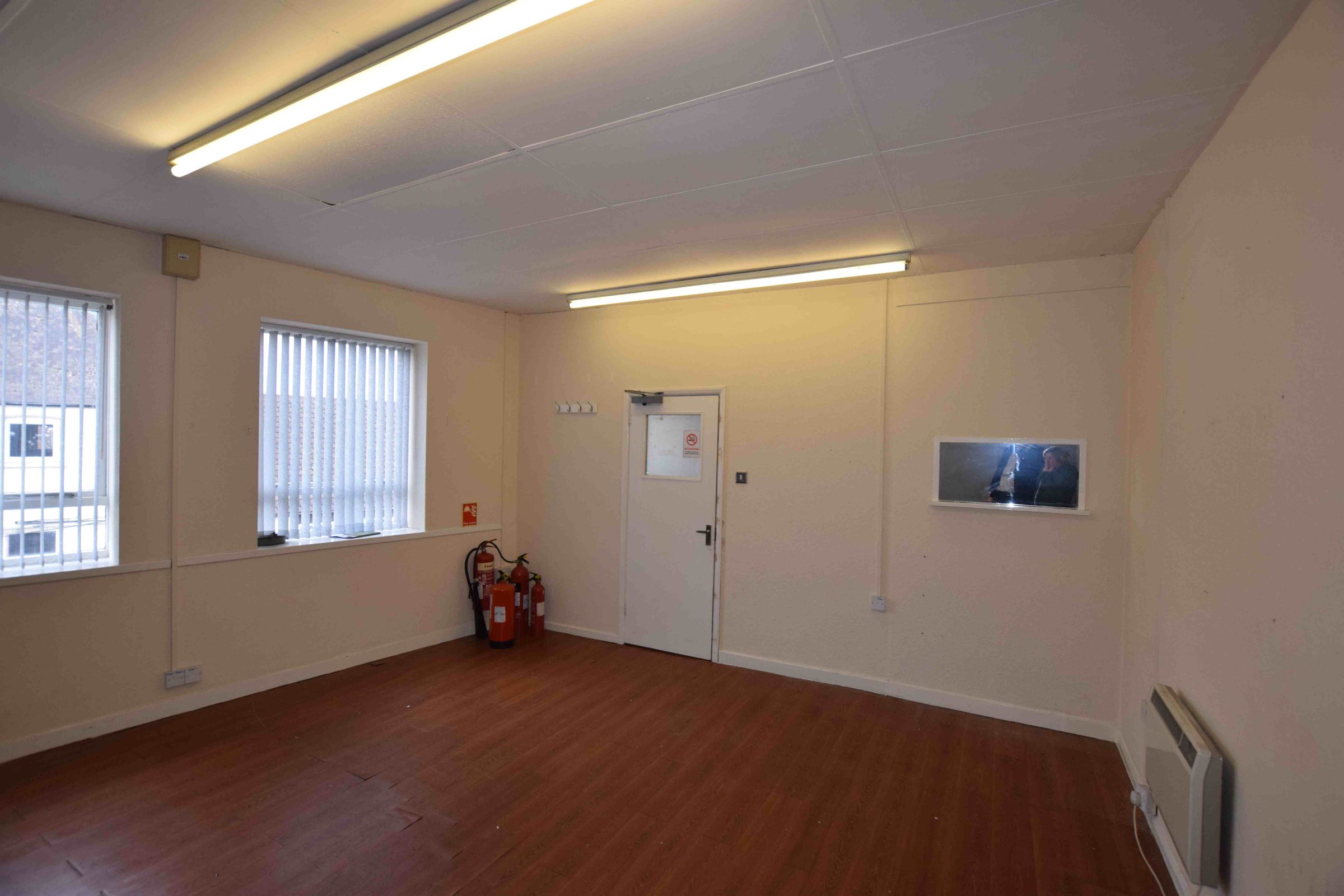 Retail premises to let in Craster Street, SuttonInAshfield NG17 Zoopla