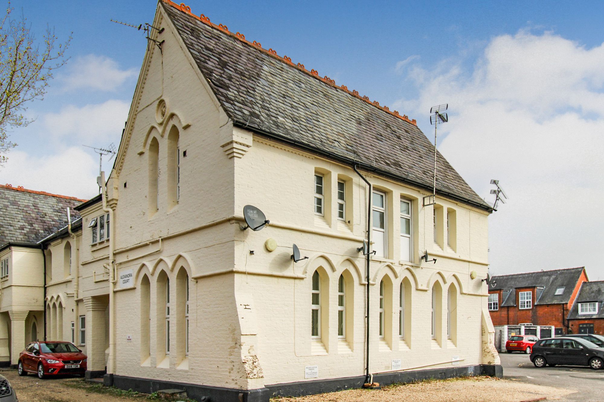 1 bed flat to rent in Alexandra Court, Farnborough, Hampshire GU14 Zoopla