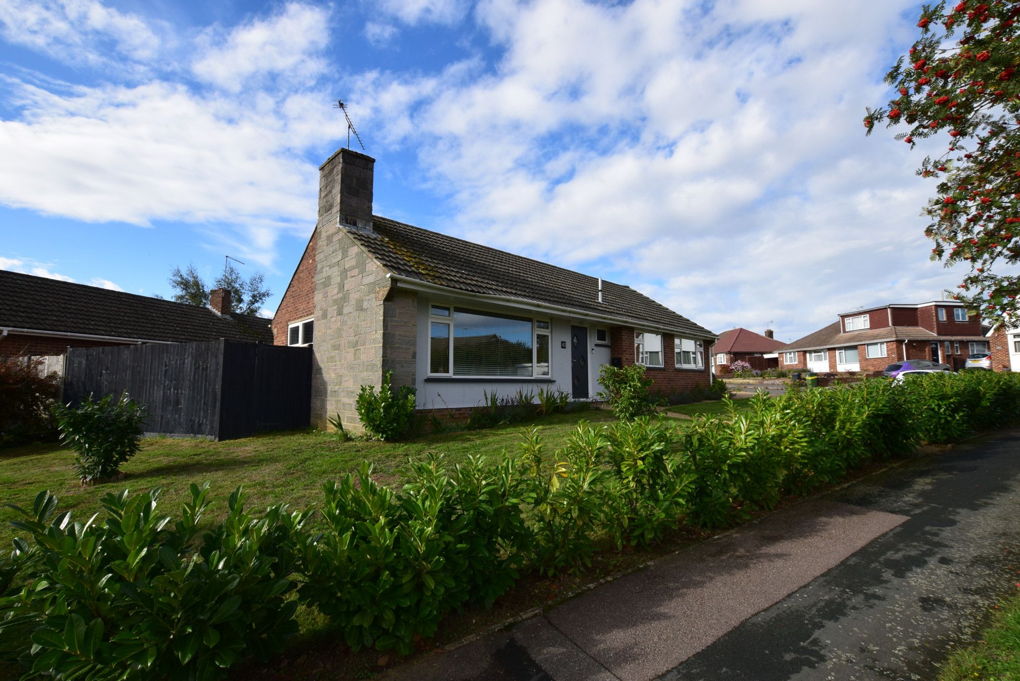 3 bed bungalow for sale in Madginford Road, Bearsted, Maidstone, Kent