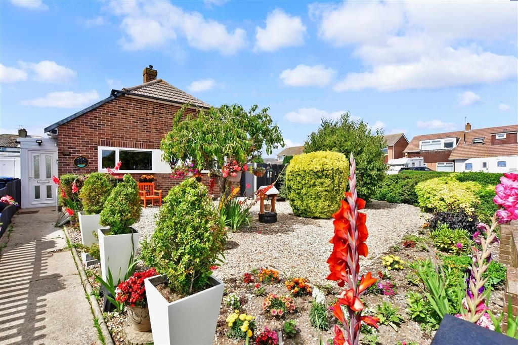 2 bed detached bungalow for sale in Violet Avenue, Ramsgate, Kent CT12