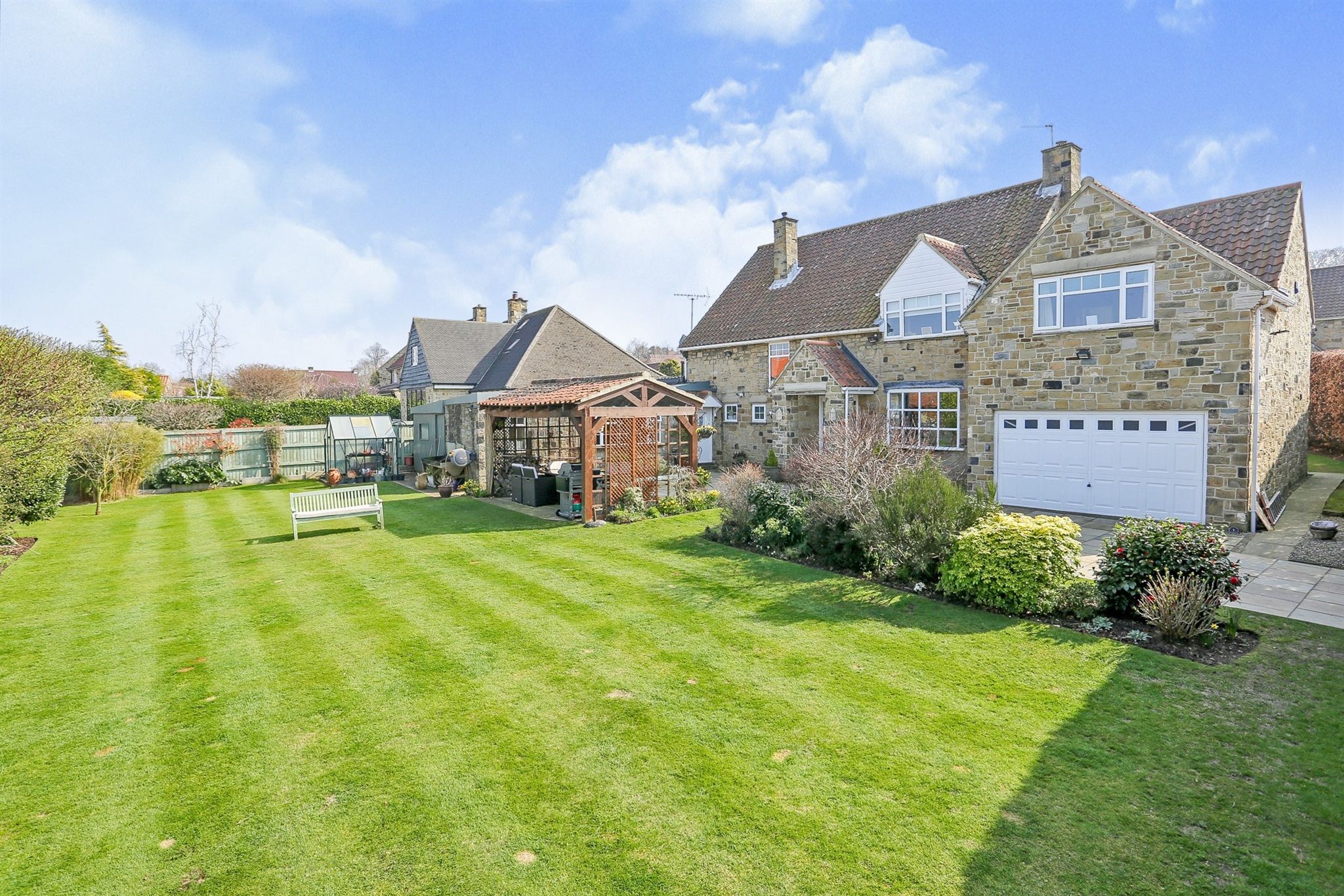 5 bed detached house for sale in Hollybush Green, Collingham, Wetherby