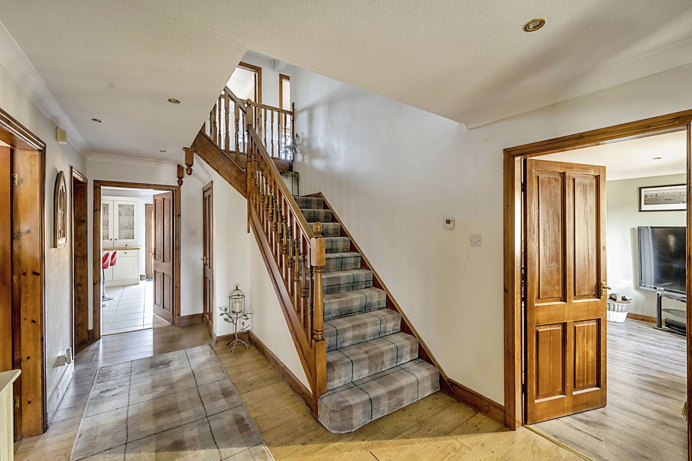 5 bed detached house for sale in Thorpe In Balne, Doncaster DN6 Zoopla