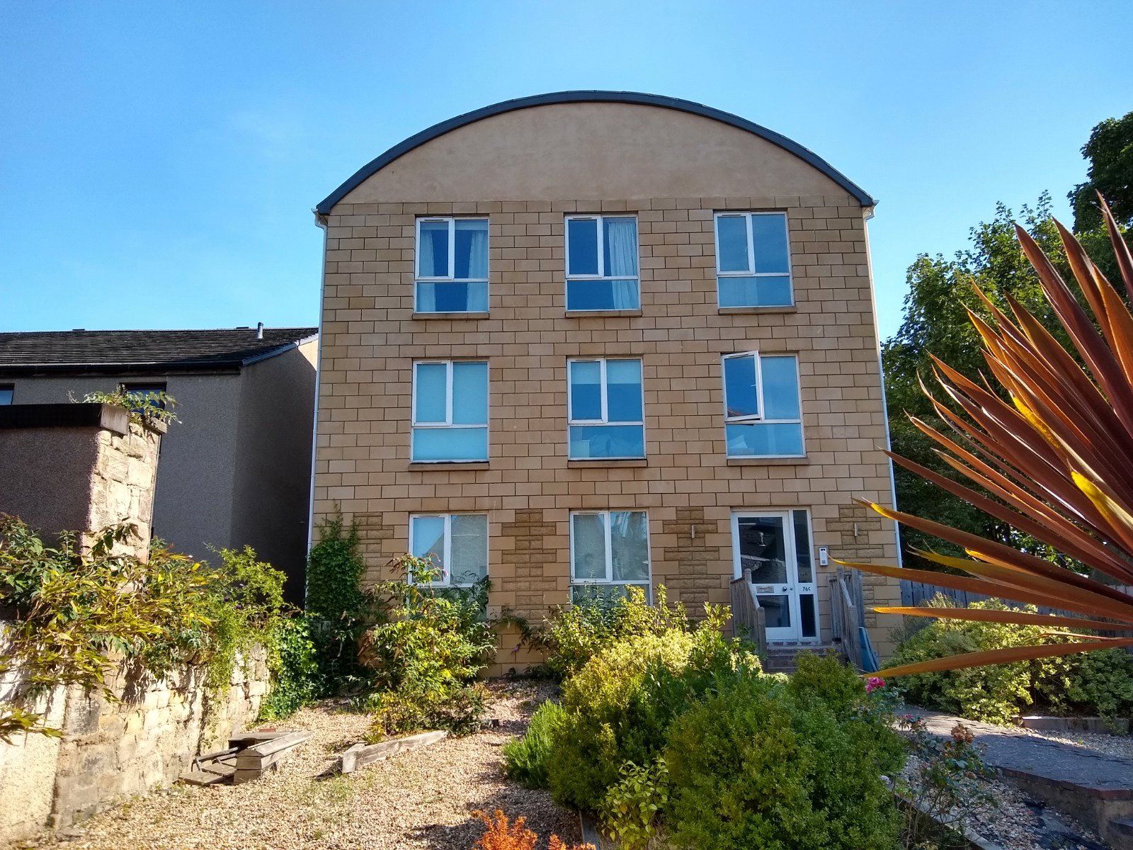 3 bed flat to rent in Portobello High Street, Edinburgh, Midlothian