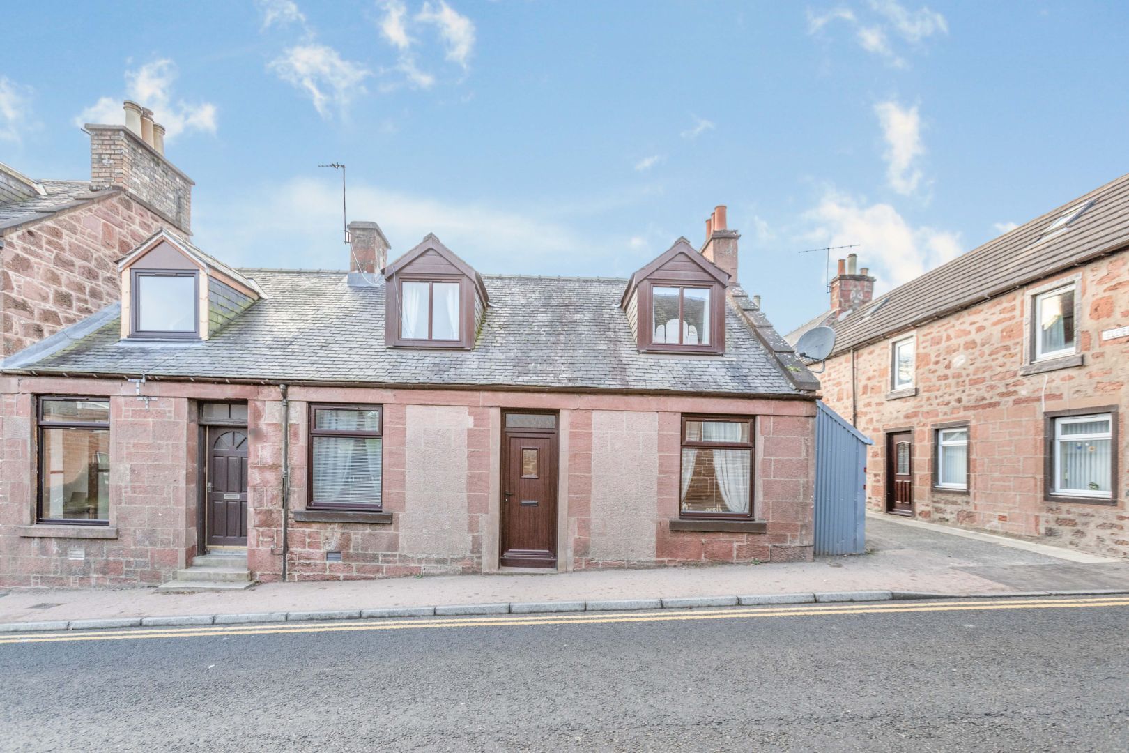 2 bed end terrace house for sale in Roods, Kirriemuir DD8 Zoopla