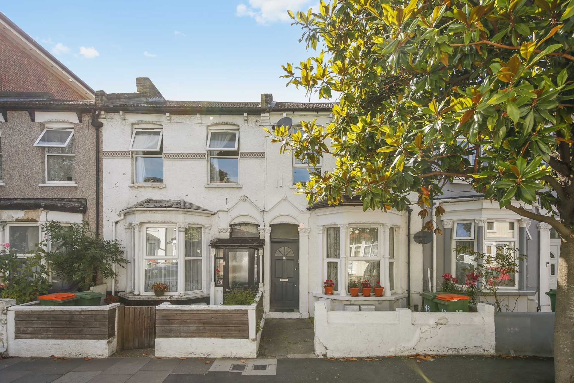 2 bed flat for sale in Caistor Park Road, Stratford E15 Zoopla