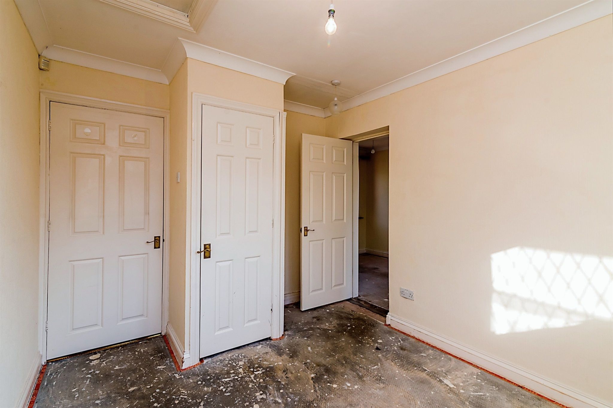 2 bed semidetached bungalow for sale in Field Road, Lichfield WS13