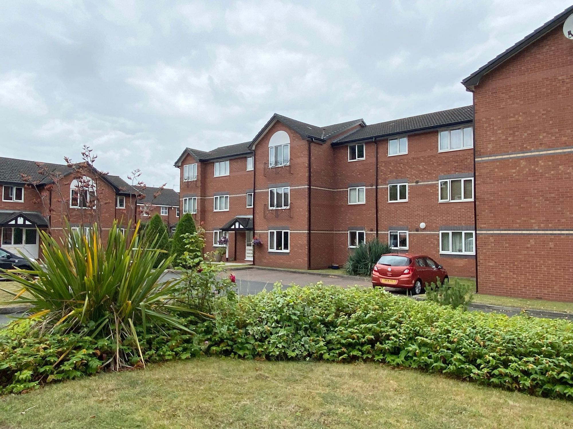 2 bed flat for sale in Old School Court, Eccles M30 Zoopla