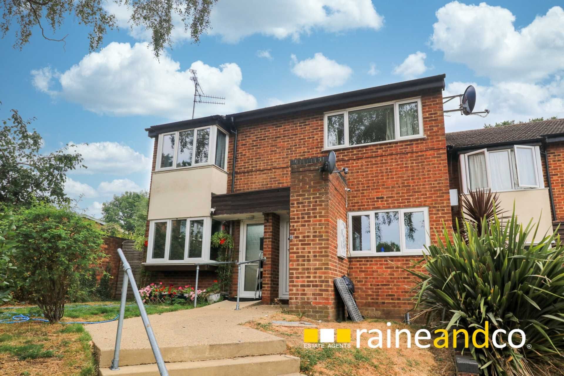 3 bed for sale in Lane End, Hatfield AL10 Zoopla