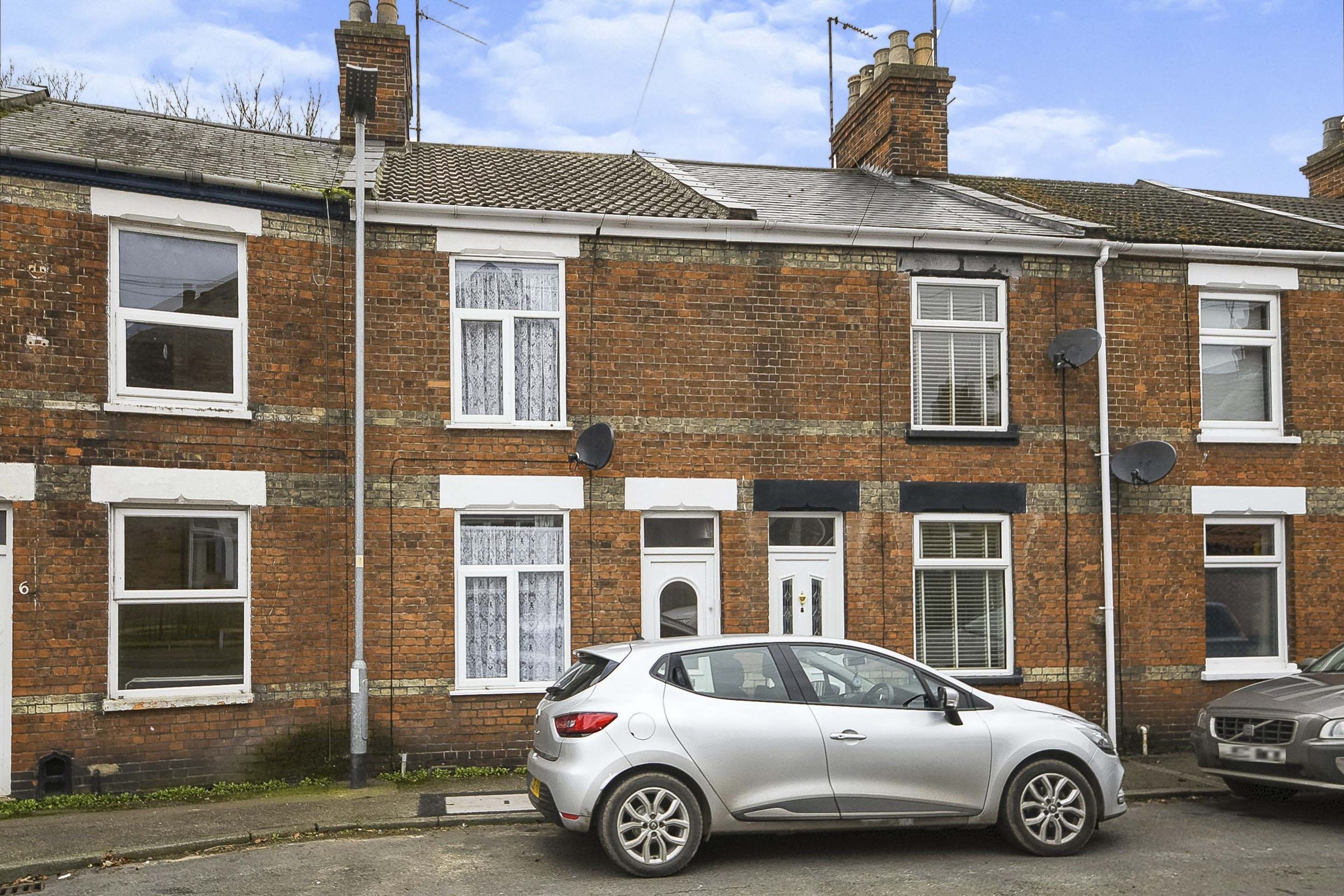 2 bed terraced house for sale in Eastgate Street, King's Lynn, Norfolk