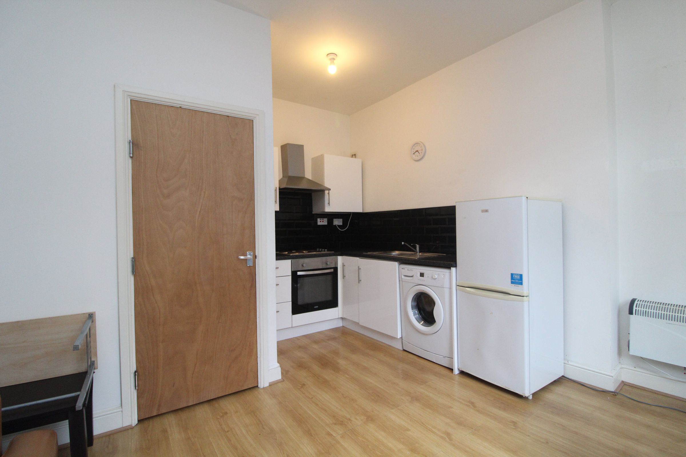 1 bed flat to rent in Claude Road, Roath, Cardiff CF24 Zoopla