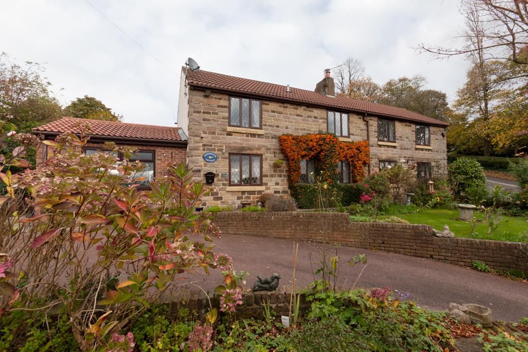 4 bed detached house for sale in Town End, Apperknowle, Dronfield S18