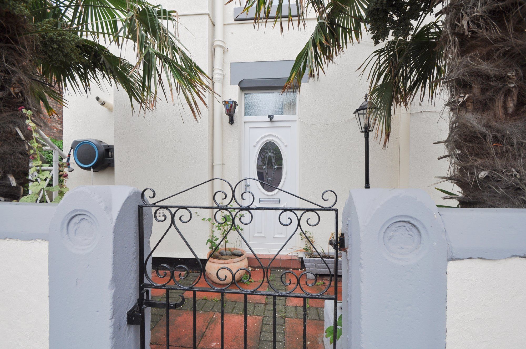 2 bed flat for sale in Holland Road, Wallasey CH45 Zoopla