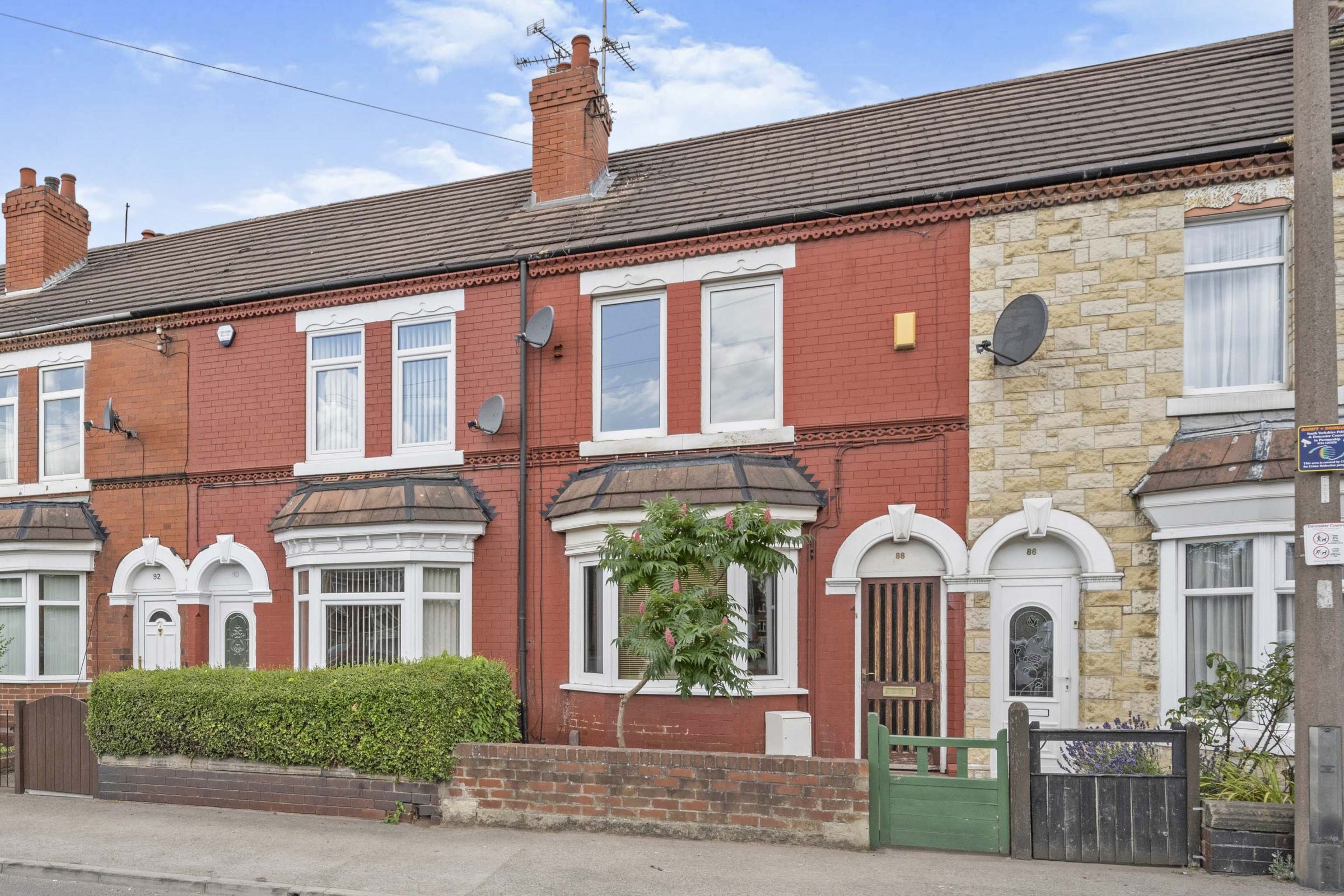 3 bed terraced house for sale in Edlington Lane, Warmsworth, Doncaster