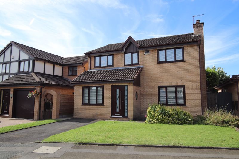 4 bed detached house for sale in Claydon Drive, Radcliffe, Manchester