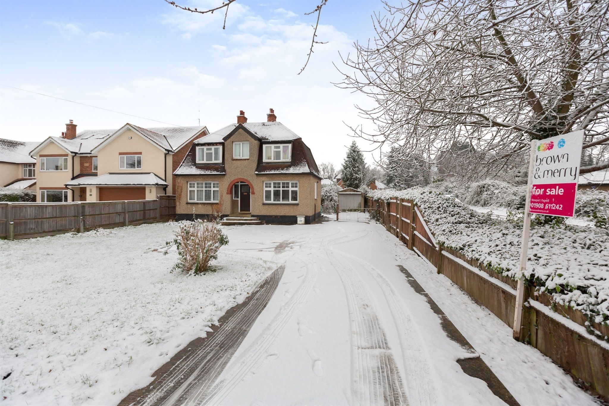 3 bed detached house for sale in Wolverton Road, Newport Pagnell MK16 Zoopla