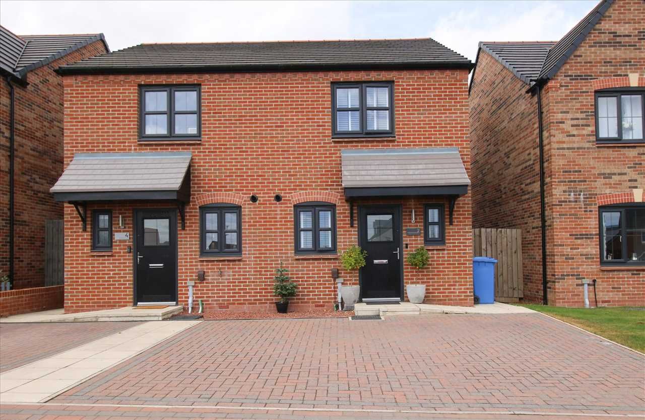 2 bed semidetached house for sale in Fairhaven Way, The Fairways