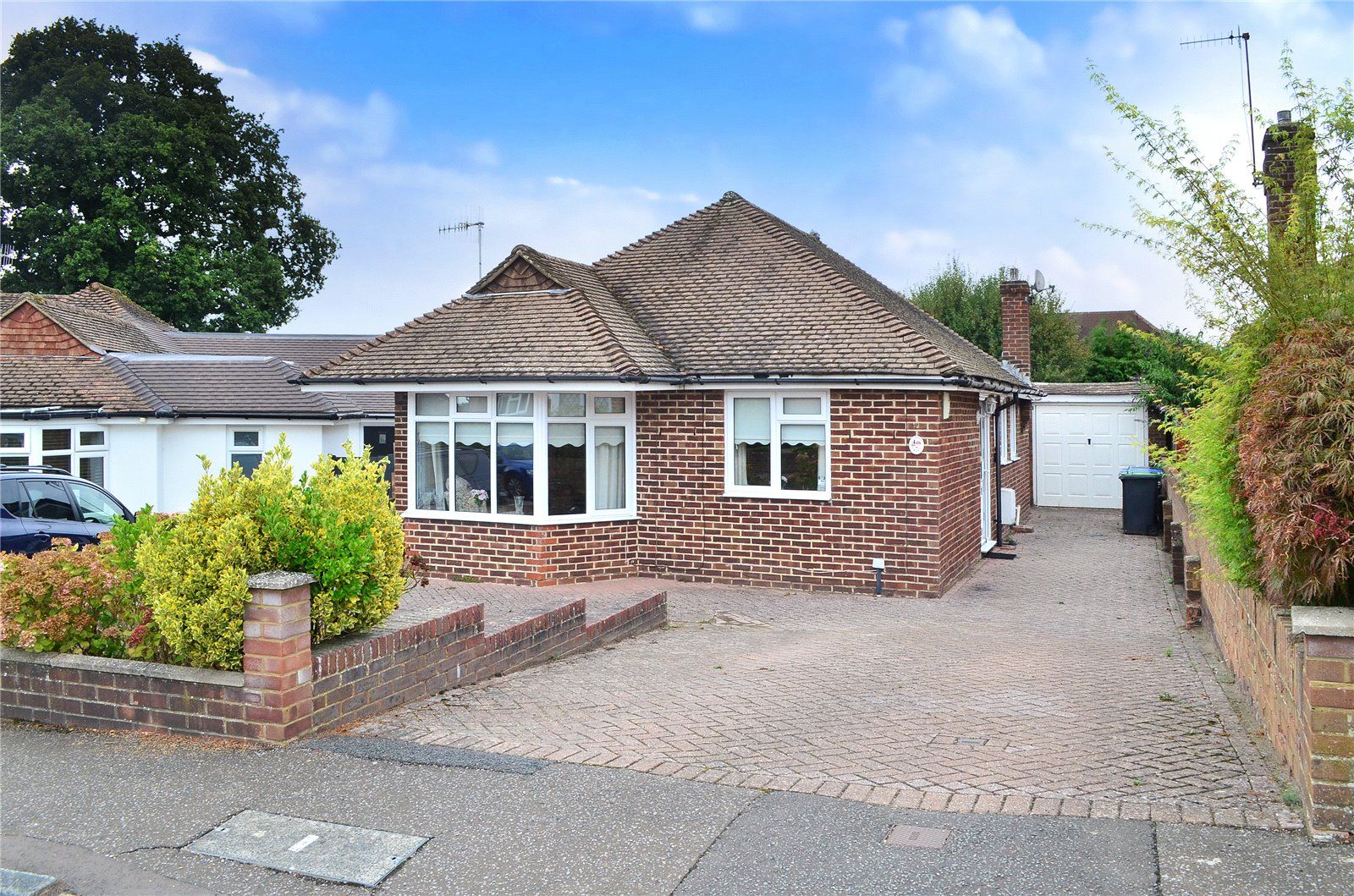3 bed bungalow for sale in East Grinstead, West Sussex RH19 Zoopla