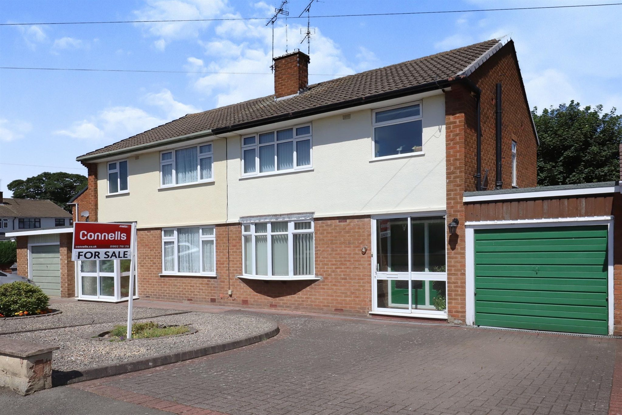 3 bed semidetached house for sale in Milldale Crescent, Fordhouses