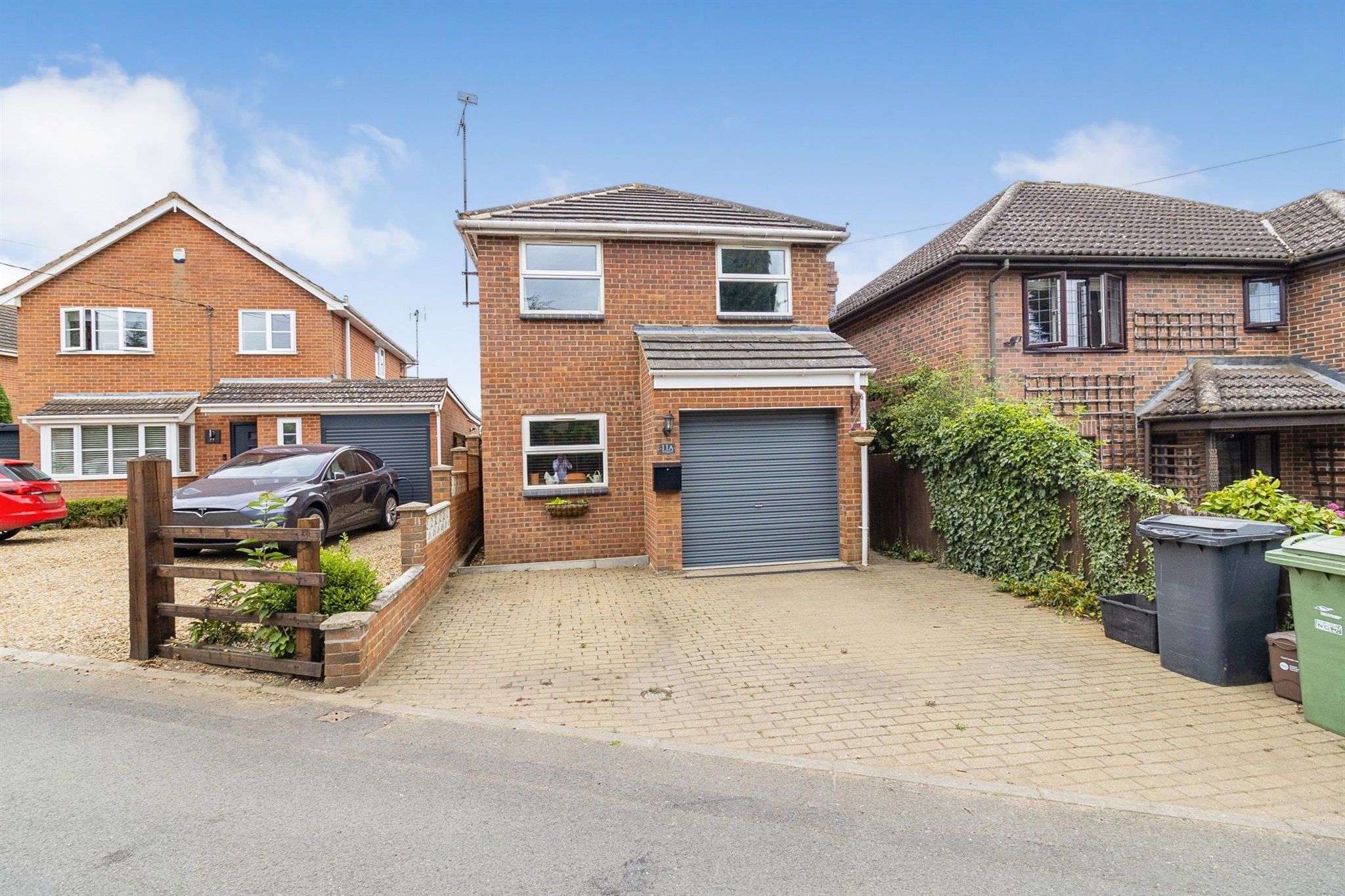 4 bed detached house for sale in Reach Lane, Heath And Reach, Leighton