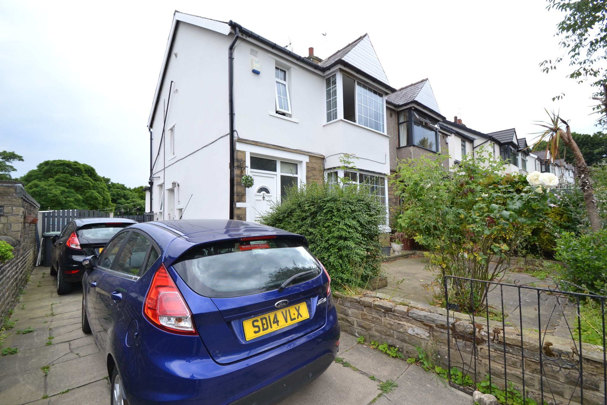 3 bed semidetached house for sale in Wesley Grove, Idle, Bradford BD10