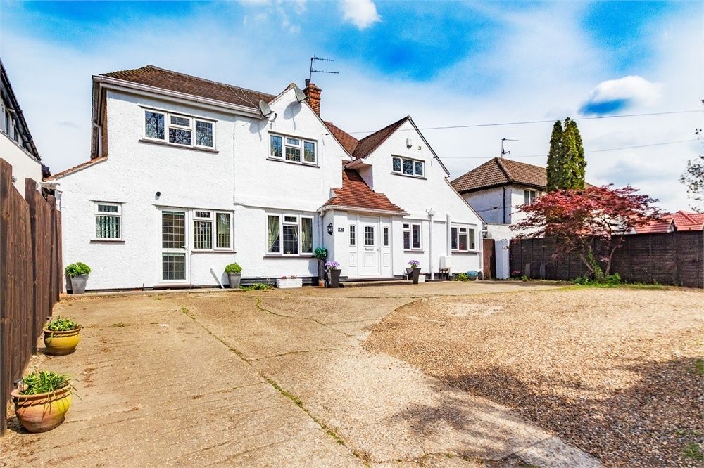 Richings Way, Richings Park, Buckinghamshire SL0  