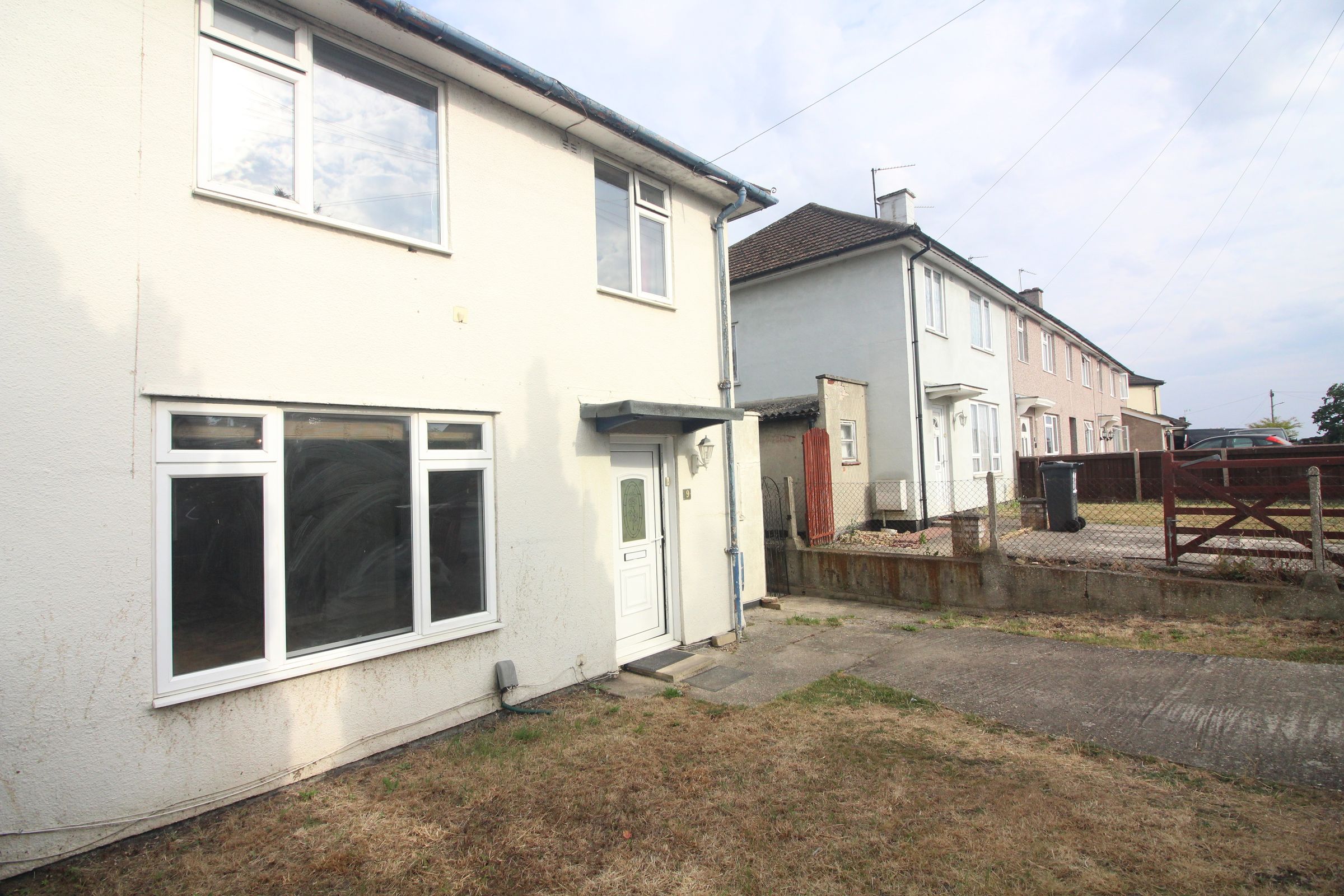 3 bed semidetached house to rent in Blandford Road, Reading RG2 Zoopla