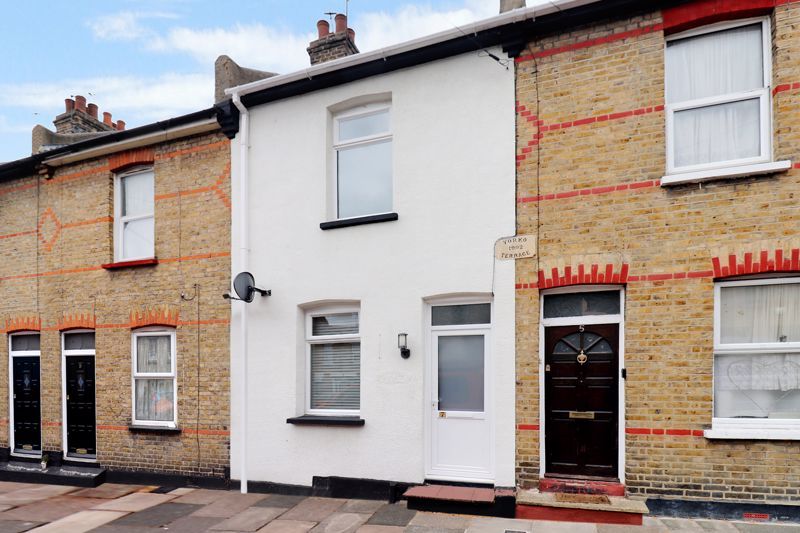 2 bed terraced house for sale in Brighton Avenue, SouthendOnSea SS1