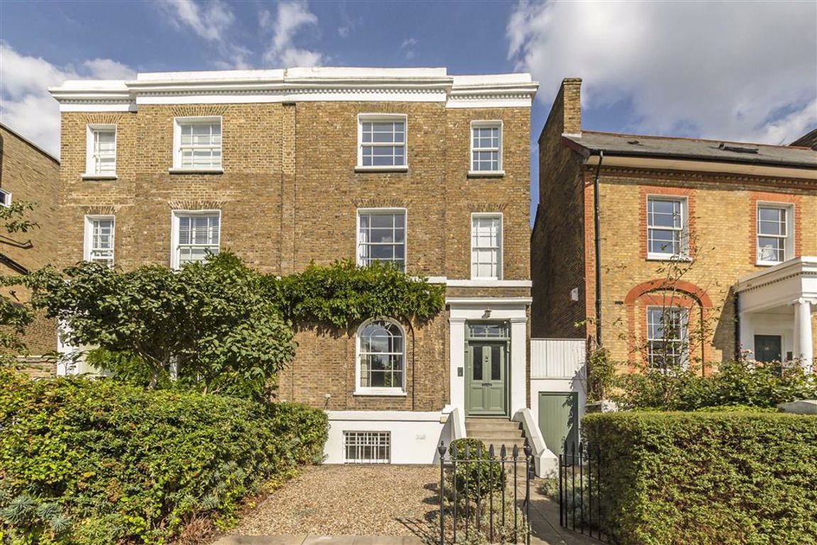 4 bed property for sale in Stockwell Park Crescent, London SW9 Zoopla
