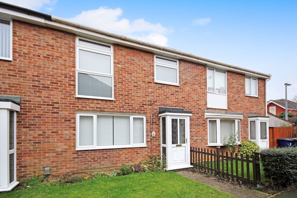 3 bed terraced house to rent in Wilkin Walk, Cottenham, Cambridge CB24